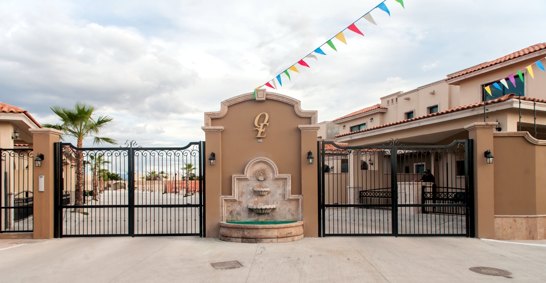 Homes, Condos and Lands for sale in La Paz , Mexico.